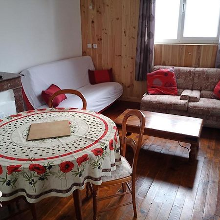 Logement Proche De Tout Saint-Laurent-de-Neste Bagian luar foto